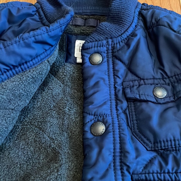Like new fleece lined jacket - Picture 2 of 2